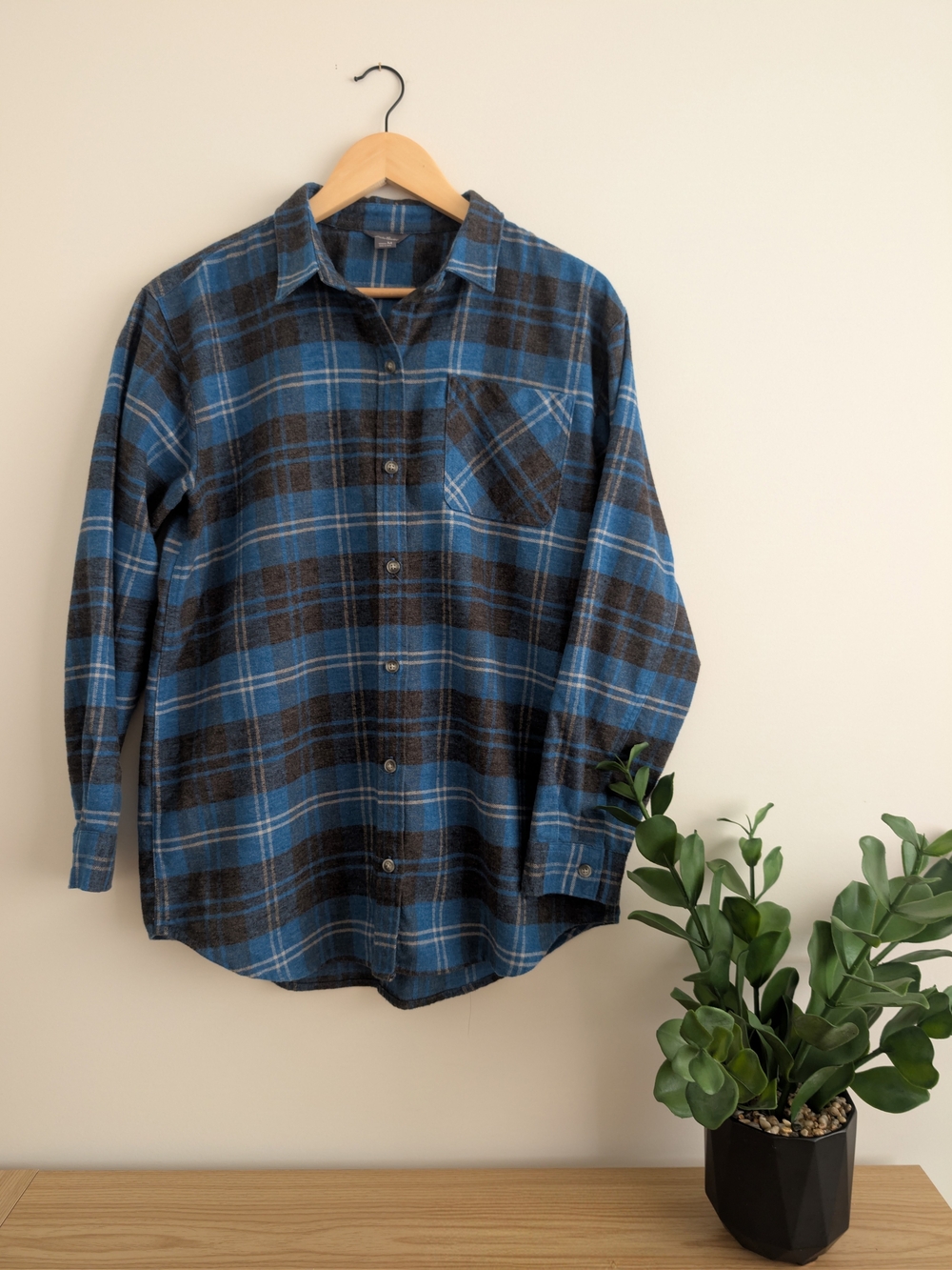 Eddie Bauer Blue and Black Plaid Women's Button-Up Shirt